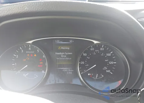 2016 Nissan Rogue Sv z USA, uszkodzony, nr VIN KNMAT2MV1GP621780